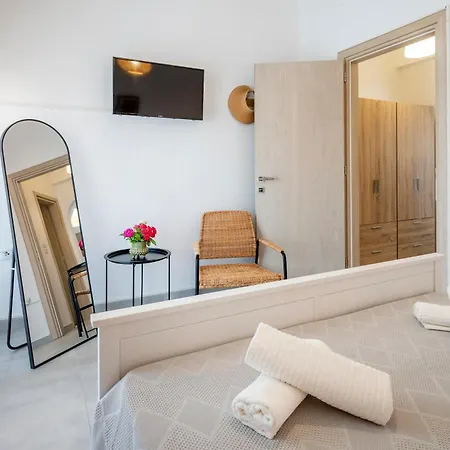 Waves Of Mastichari Masztihári