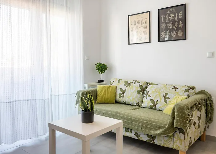 Daire Waves Of Mastichari